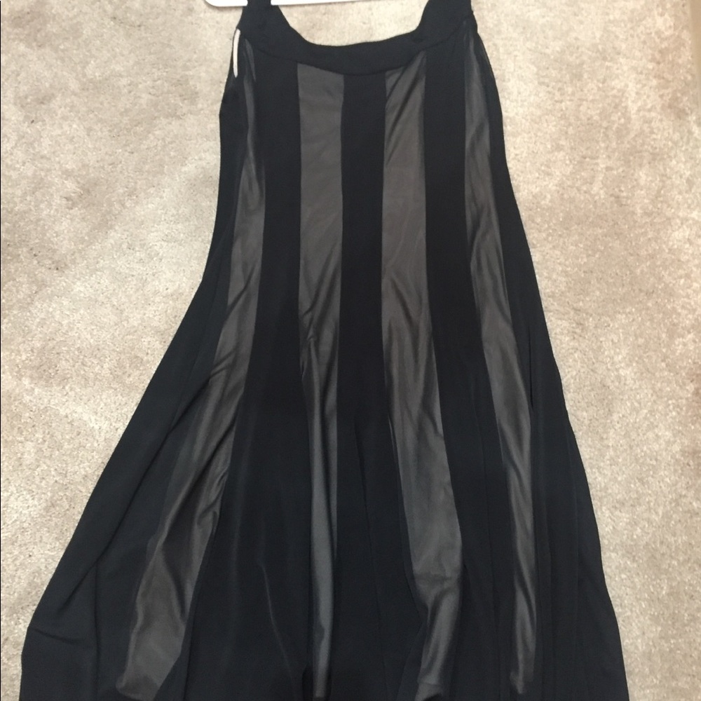 Black silky dress 🔥